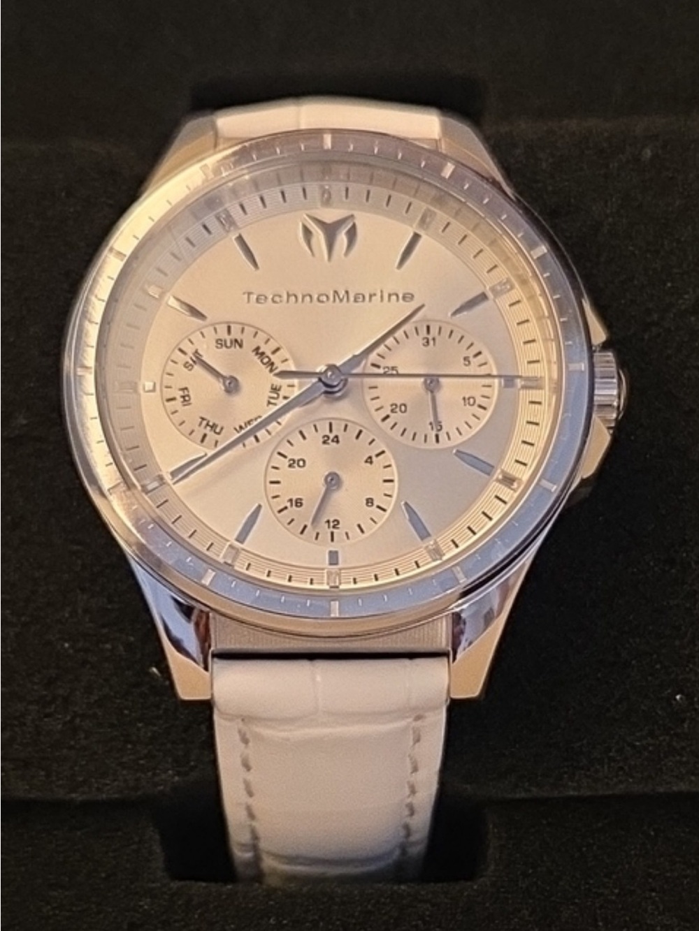Technomarine White Leather Strap Silver-Tone Dial Women's Chronograph Watch